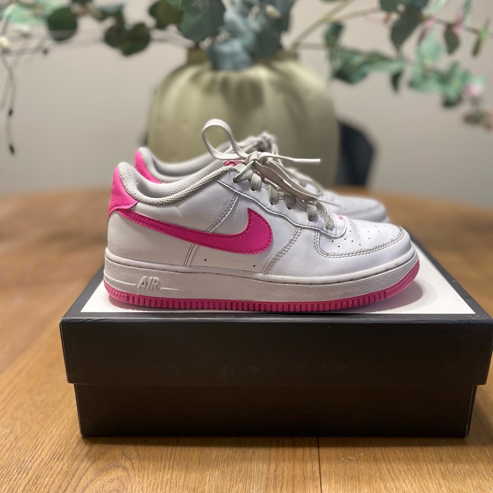 Nike White Sneakers with Pink Accents